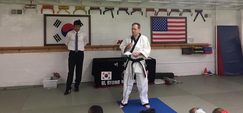 James Thompson making speech at Be Ryong Belt Ceremony